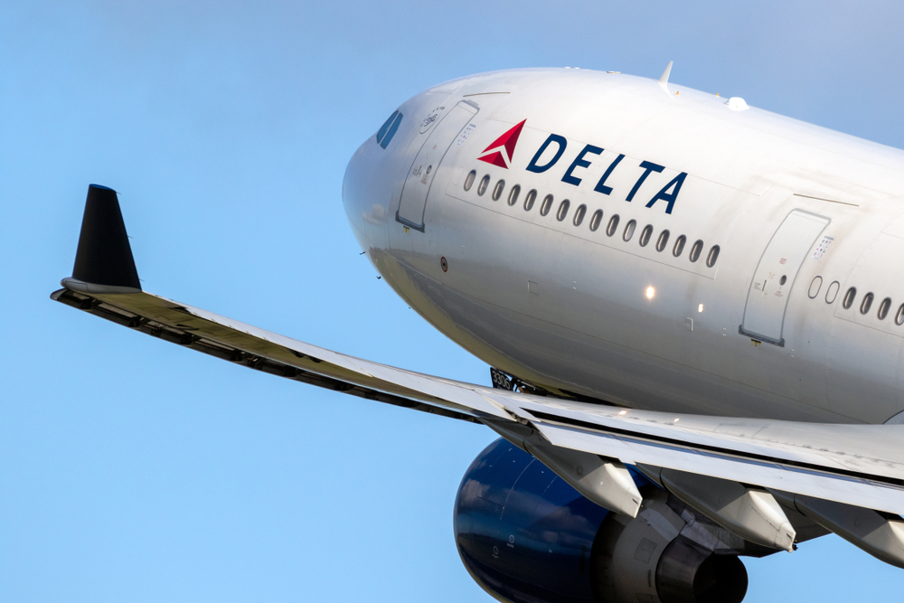 Delta Air Lines намерена стать первой углеродо-нейтральной авиакомпанией
