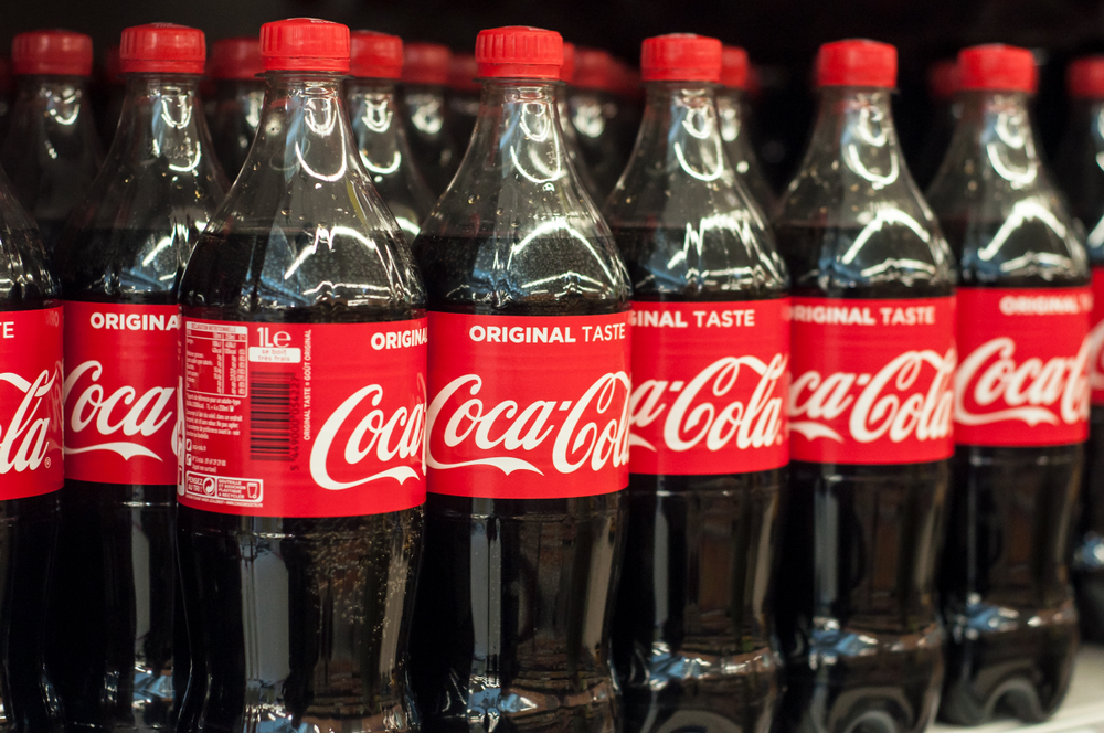 Компания Coca-Cola заявила, что не намерена отказываться от использования пластика 