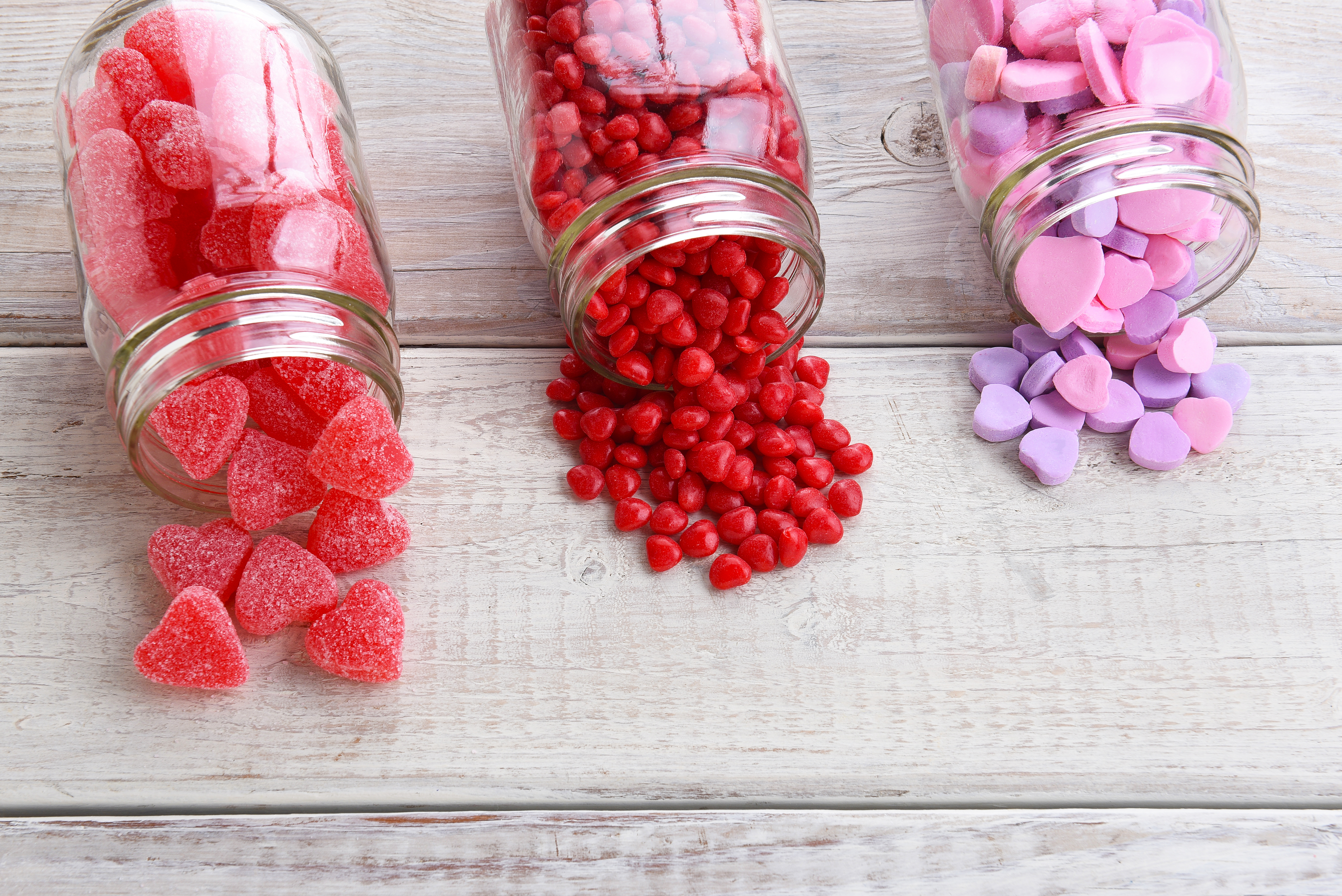 Новый красный пищевой краситель может заменить кармин, чтобы сделать конфеты веганскими
